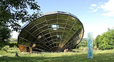 Un héliodome, habitat solaire, à Cosswiller en Alsace